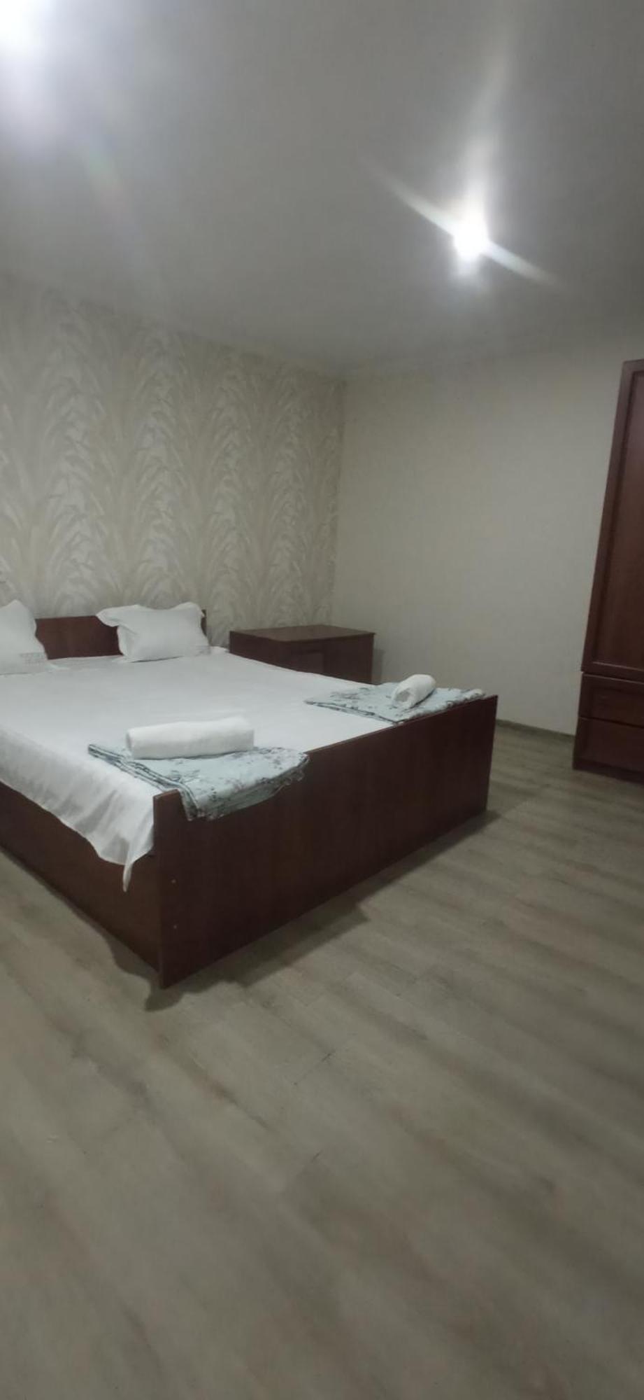 Hotel Lukarabati アハルツィヘ エクステリア 写真