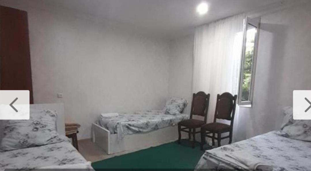 Hotel Lukarabati アハルツィヘ エクステリア 写真